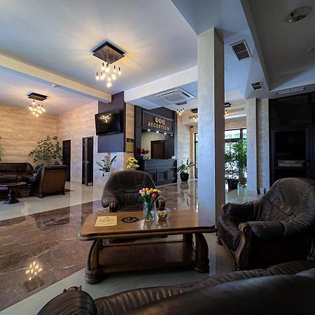 Комплекс Бабенец Hotel Gorna Oryakhovitsa Ngoại thất bức ảnh