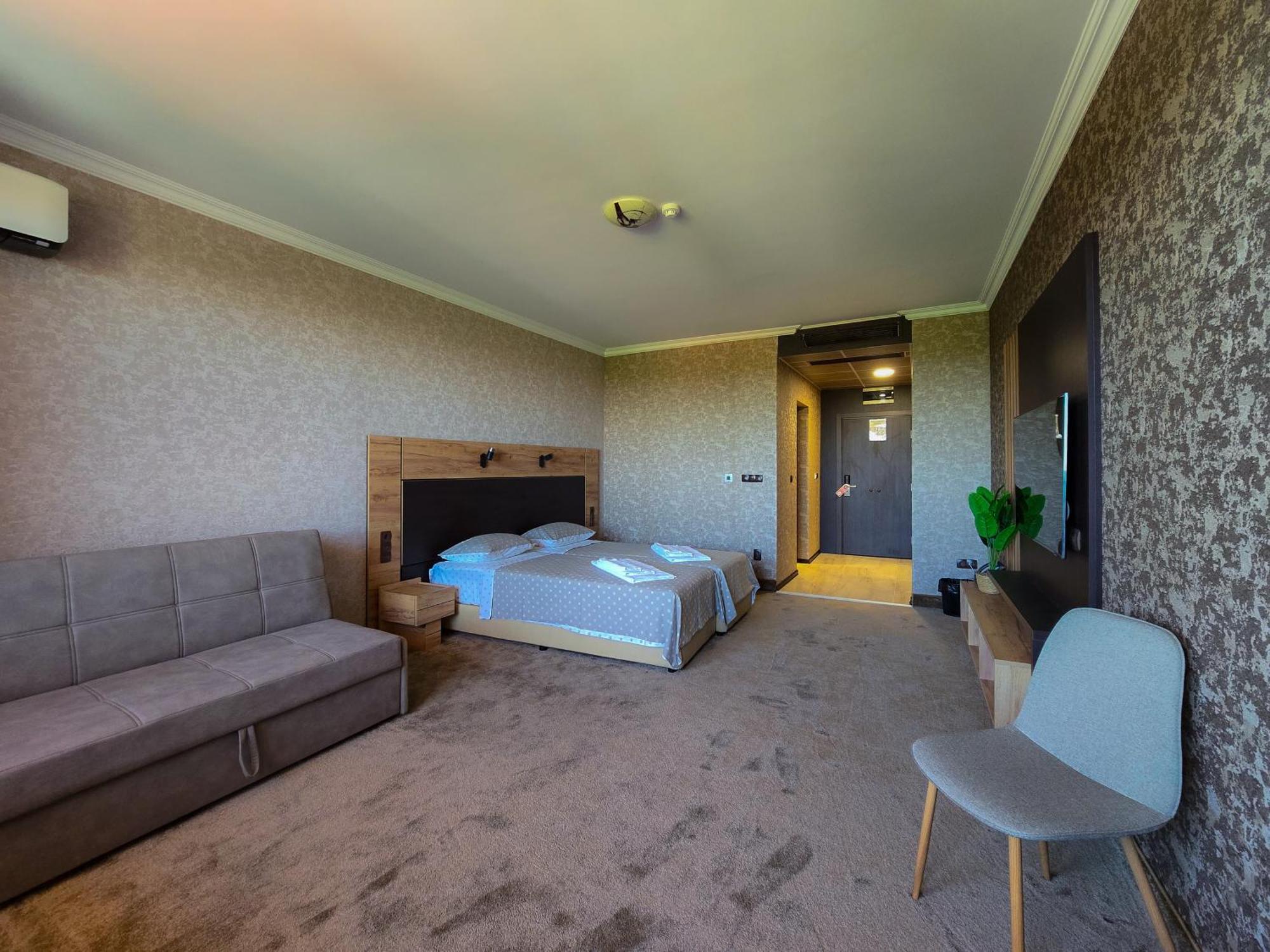 Комплекс Бабенец Hotel Gorna Oryakhovitsa Ngoại thất bức ảnh