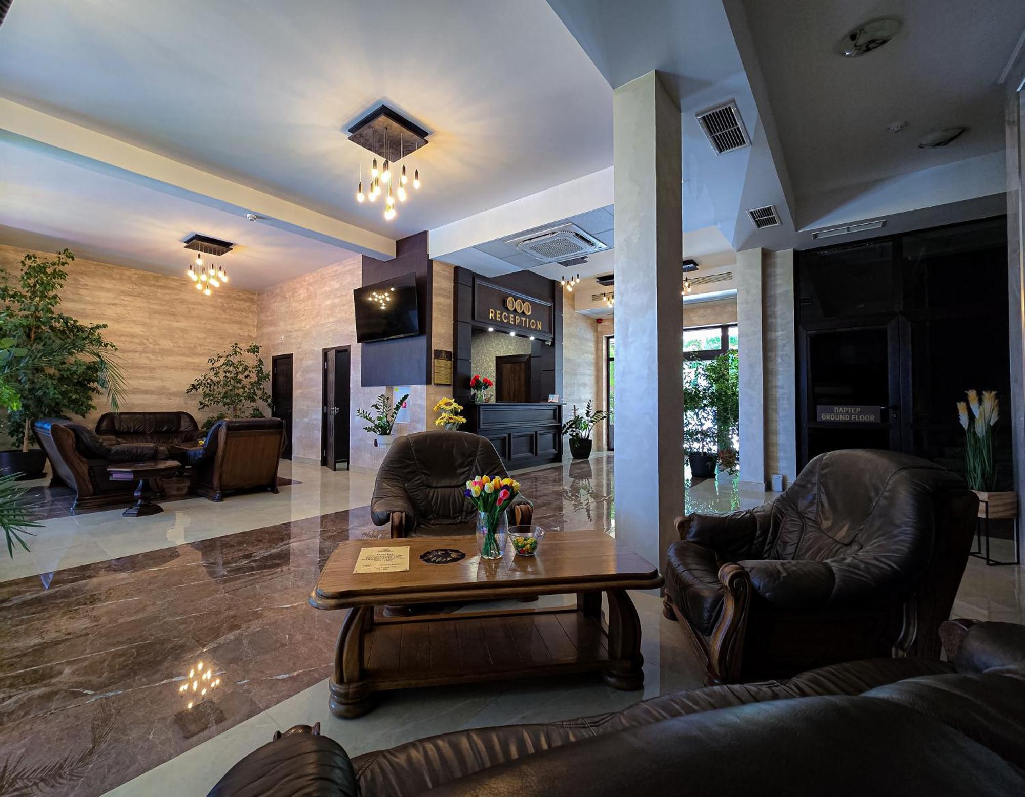 Комплекс Бабенец Hotel Gorna Oryakhovitsa Ngoại thất bức ảnh