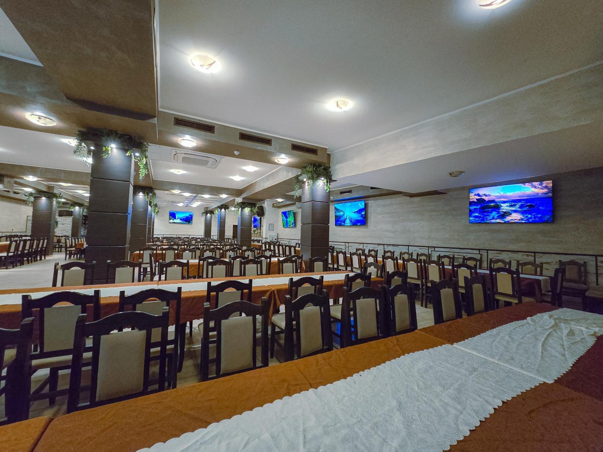 Комплекс Бабенец Hotel Gorna Oryakhovitsa Ngoại thất bức ảnh